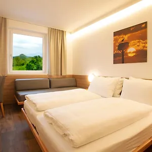 oekotel-graz-airport.graz-austria-hotels.com/